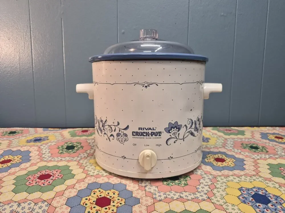 Vintage Rival Crock Pot Stoneware Slow Cooker 3.5qt Blue Floral #3100 Tested